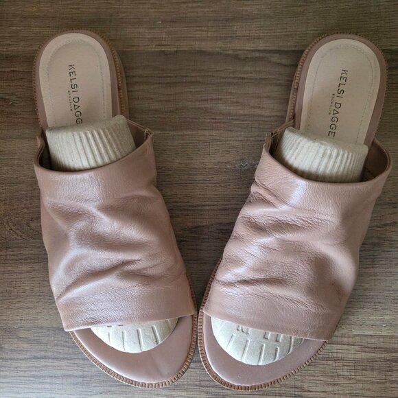 EUC KELSI DAGGER BROOKLYN NUDE SUPER SOFT LEATHER SANDALS SIZE 9.5 - Picture 8 of 16